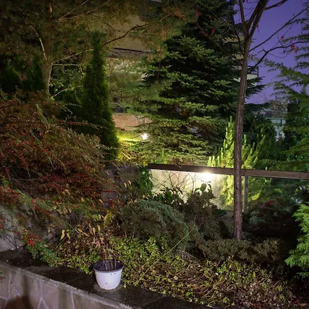 With A View 2 Apartment *