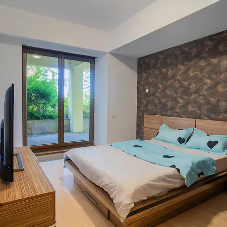 Appartamento With A View 2